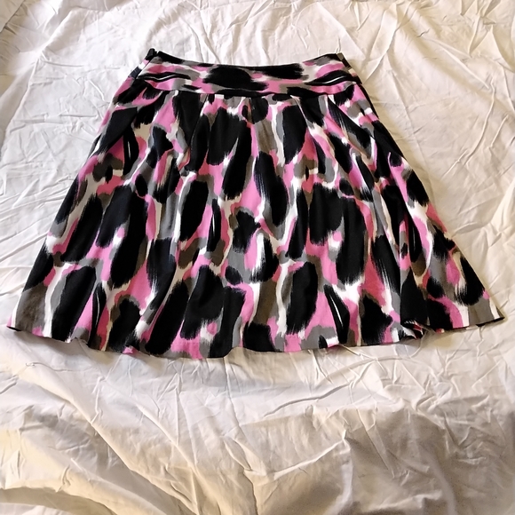 Pink  Black White A-Line Skirt Abstract Size 4 - Picture 5 of 7